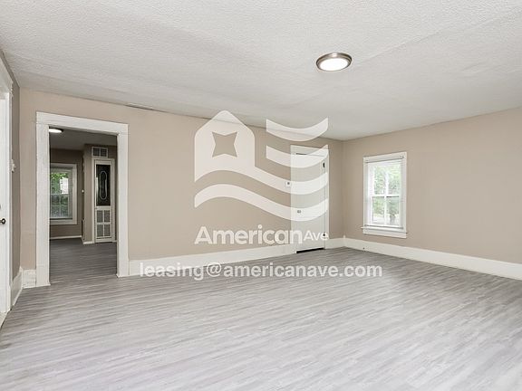 853720_003_living_room_12814052.jpg