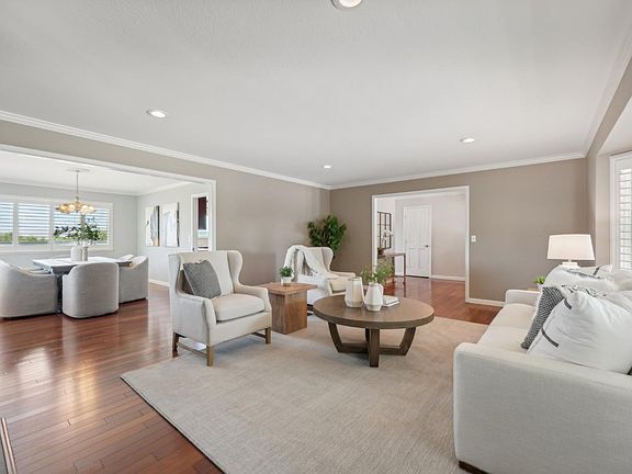3rd image of 124 Rockrose Way