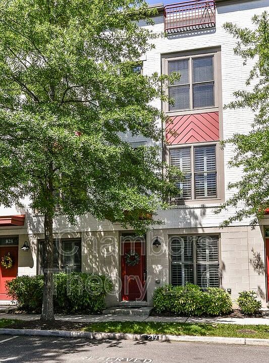 1st image of 830 Snowden Hallowell Way