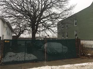 2743 Gifford Ave, Bronx, NY 10465