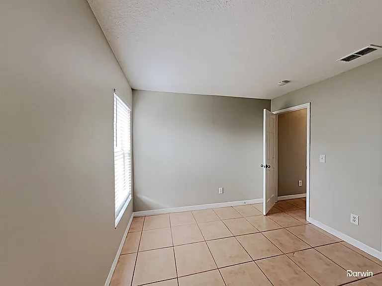5637 Loma Vista Ct — Photo 15