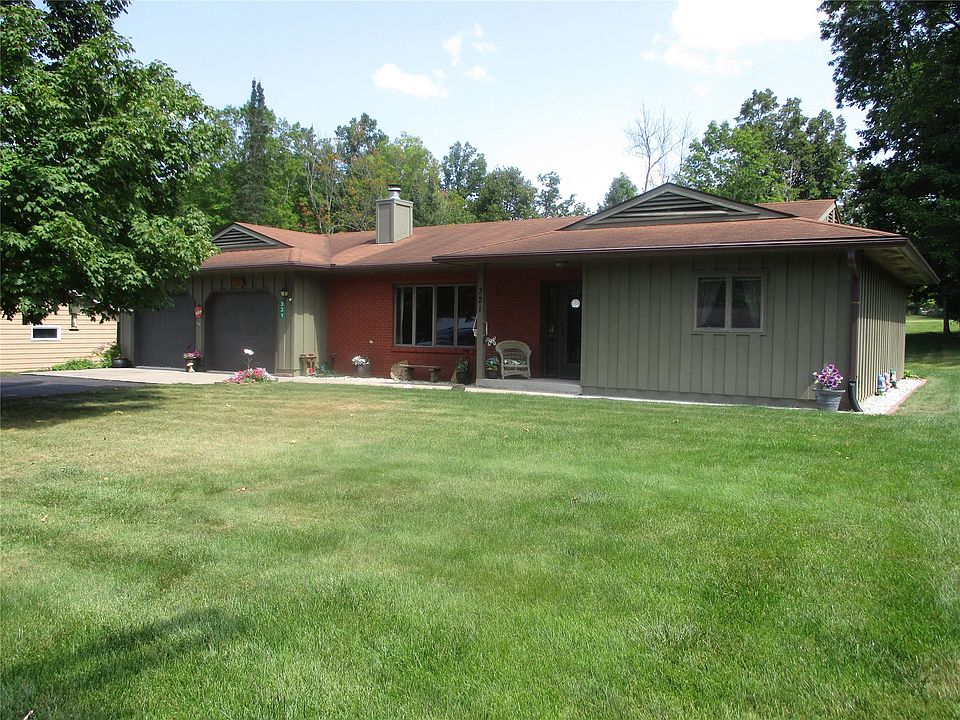 1st image of 321 Woodside Drive