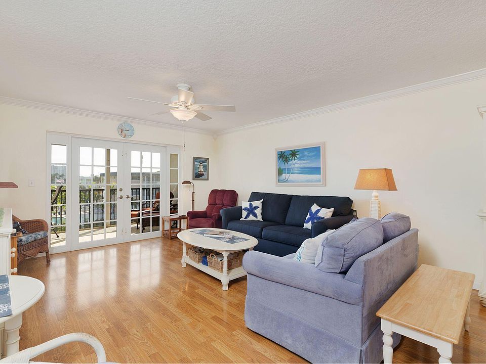 1st image of 124 Shore Court #302