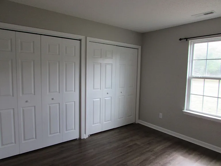 1000A Mayfield Dr — Photo 11