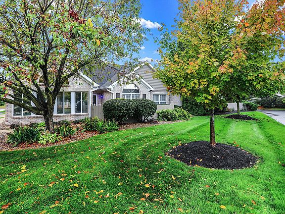 3rd image of 7362 Lake Lakota Pl #25