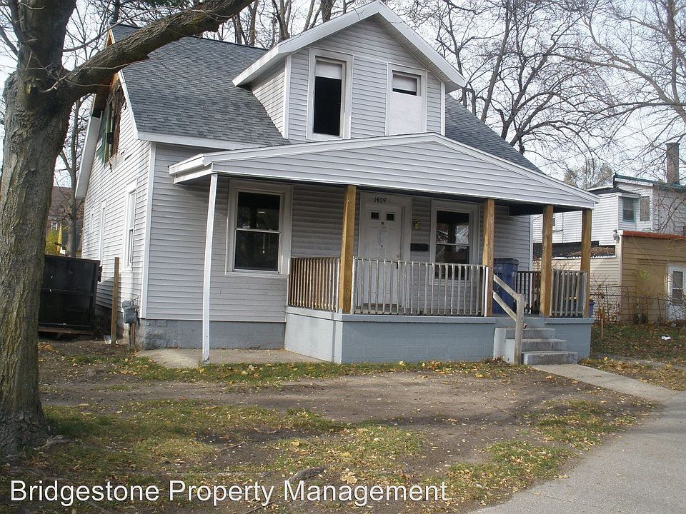 1st image of 1409 Kalamazoo Ave SE