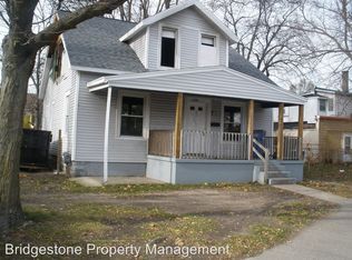 1409 Kalamazoo Ave SE, Grand Rapids, MI 49507