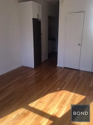 Rented by Bond New York | media 14