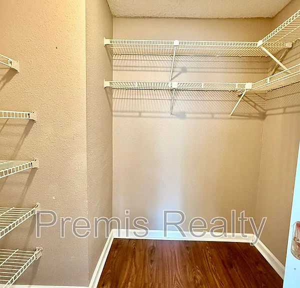 2500 Winding Creek Blvd #H202 — Photo 15