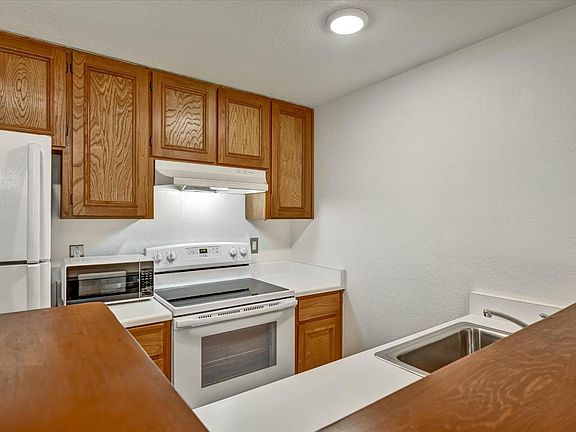 5th image of 538 Seaver Dr