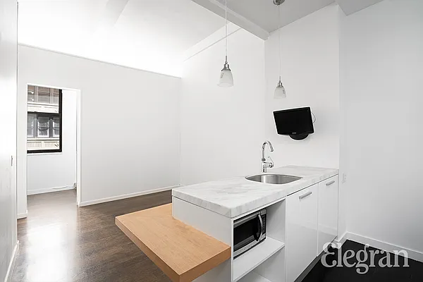 Rented by (Legacy) Elegran | media 15