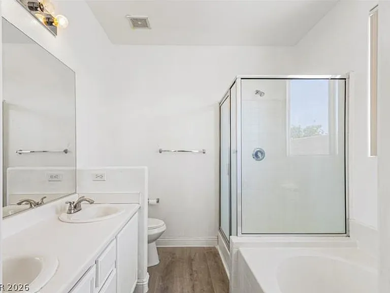2520 Bottle Palm Ct — Photo 14