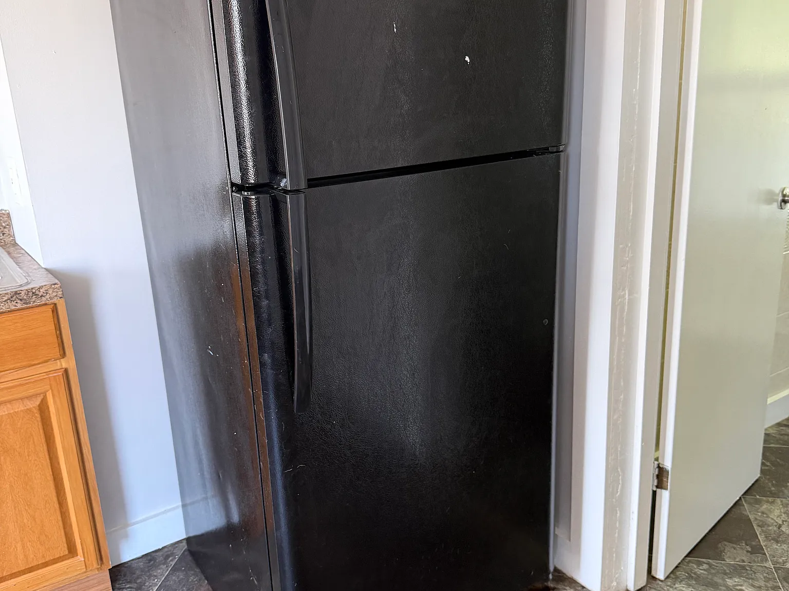1 bed, 850 sqft, $1,300 — Photo 1