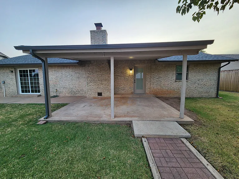 616 Taft St — Photo 9
