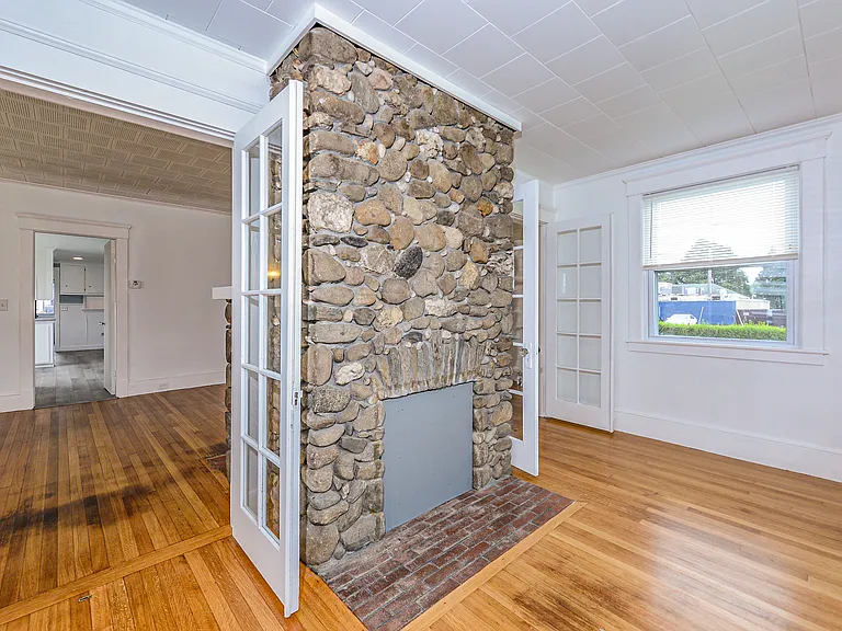 1 Rosedale Ave #1 — Photo 11