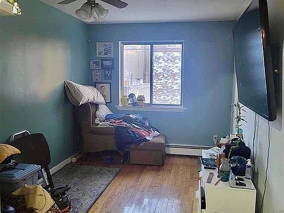 4th image of 95-24 42nd Ave