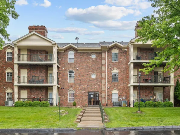 4900 Pleasant St Unit 15, West Des Moines, IA 50266