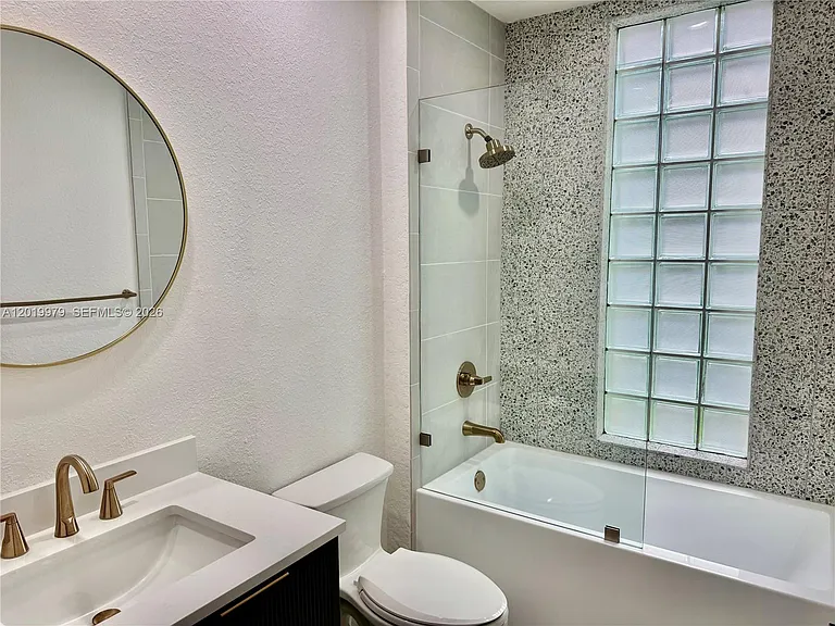 2525 Bay Pointe Ct — Photo 21