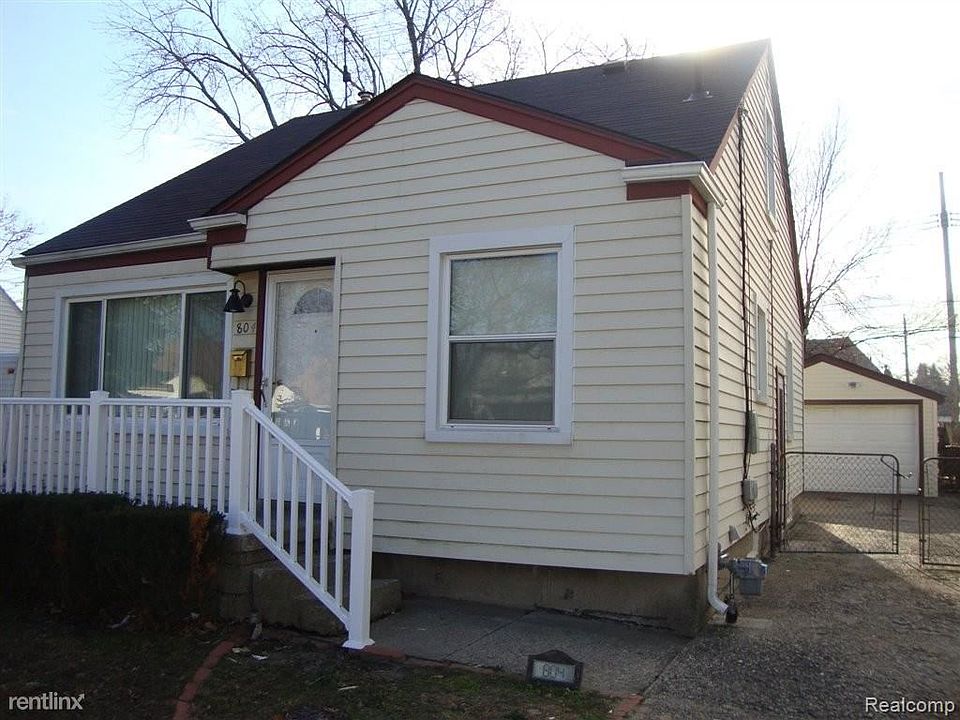 1st image of 804 E Evelyn Ave