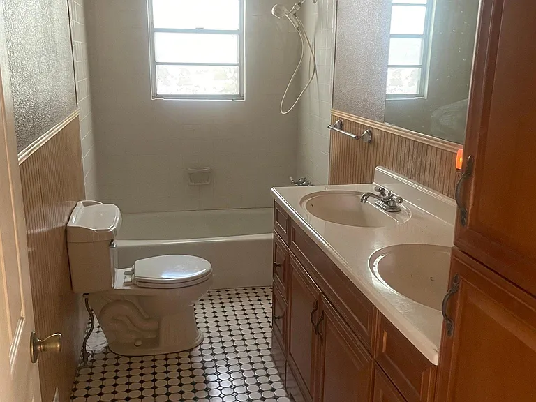 7210 N Duncan Ave — Photo 16