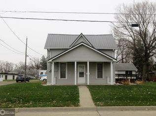 516 N I St, Oskaloosa, IA