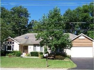 1907 Oceola Dr, Algonquin, IL 60102