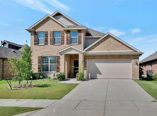 824 Kinghaven Dr, Little Elm, TX 75068