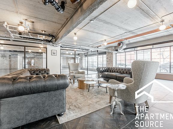 5th image of 2550 S Wabash Ave #303