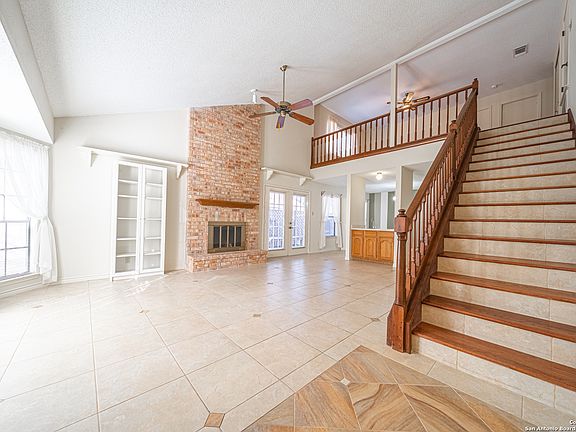 3rd image of 5907 WOODRIDGE ROCK