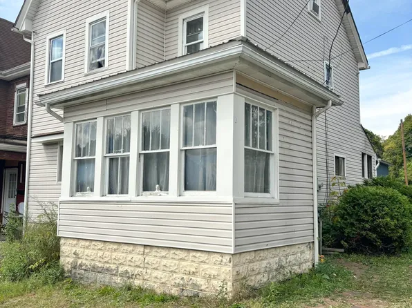 900 16th Ave, Altoona, PA 16601