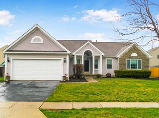 5982 Pinto Pass Dr, Hilliard, OH 43026