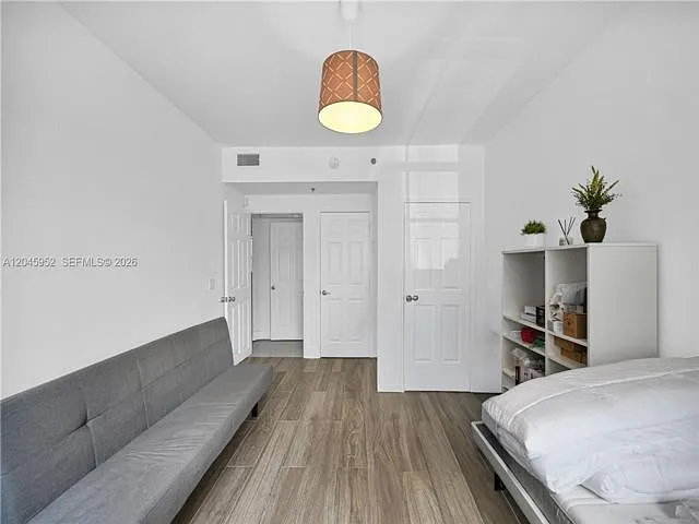 3245 NE 184th St #13104 — Photo 4