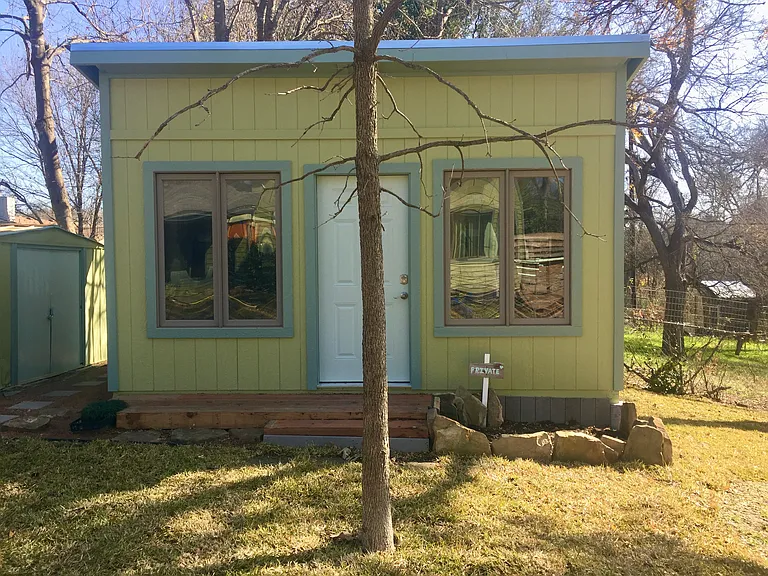 3203 Loyola Ln — Photo 35