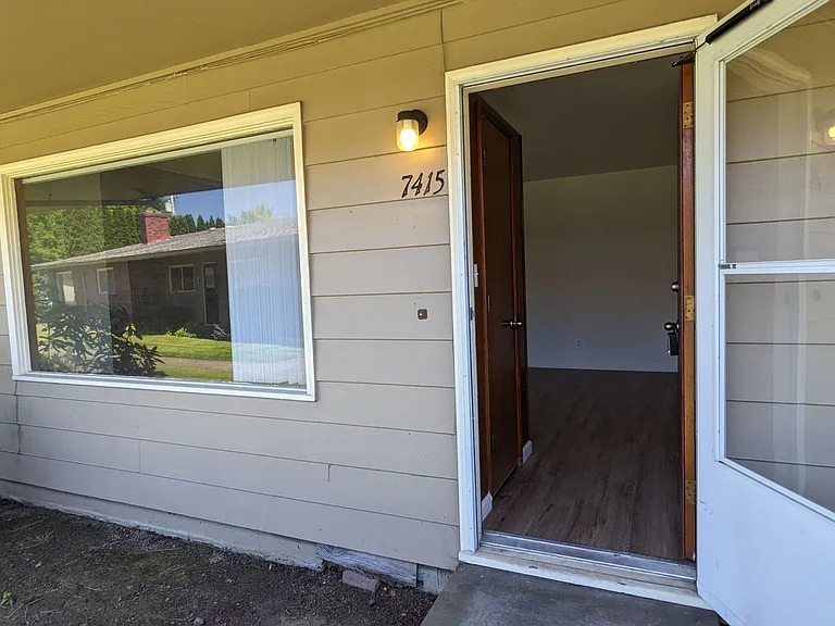 Bel Air Apartments — Photo 29
