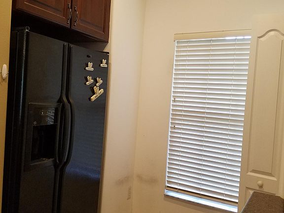 4th image of 1922 Fenwick Way