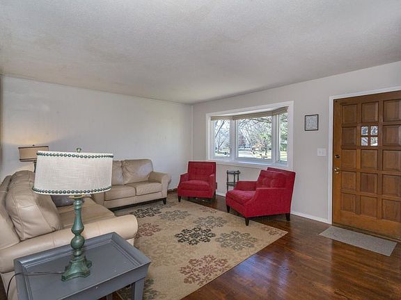 4th image of 2242 Alrick Pl