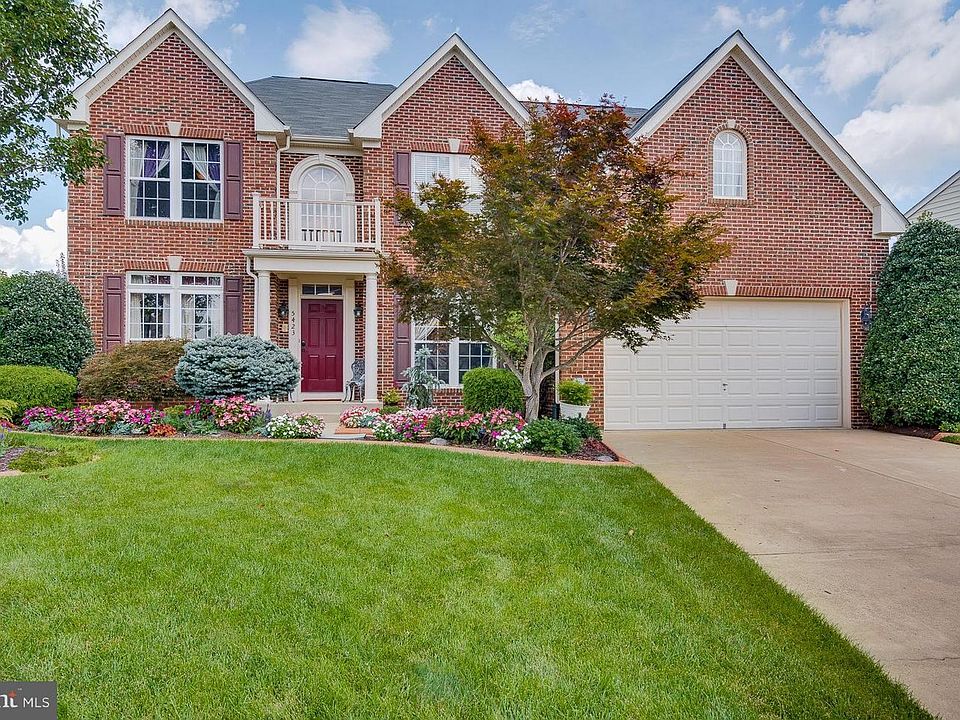 1st image of 5423 Silver Maple Ln