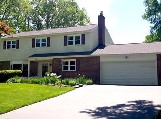 824 Daisy Ln, West Chester, PA 19382