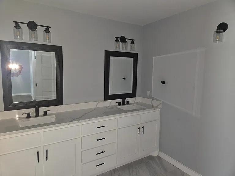 1711 Herald St — Photo 5