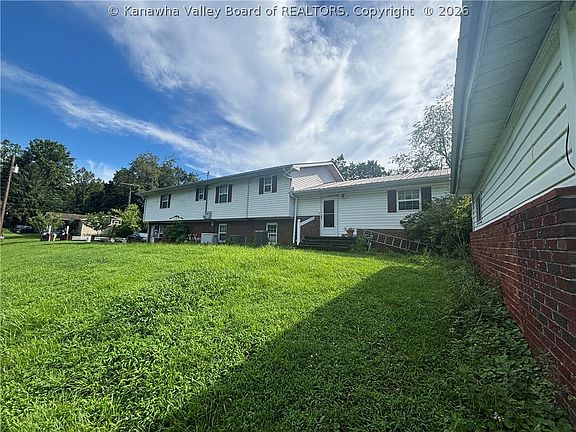 2nd image of 174 Chafin Branch Rd
