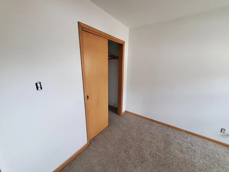 3737 N Morris Blvd — Photo 9