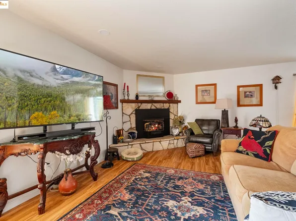 15427 El Venada Trl, Sonora, CA 95370