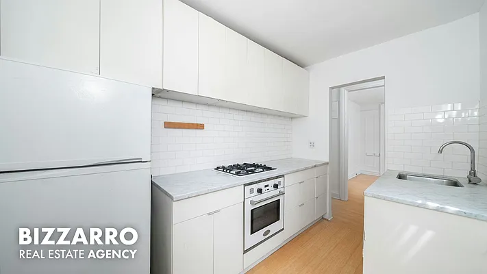 Kitchen, photo 1