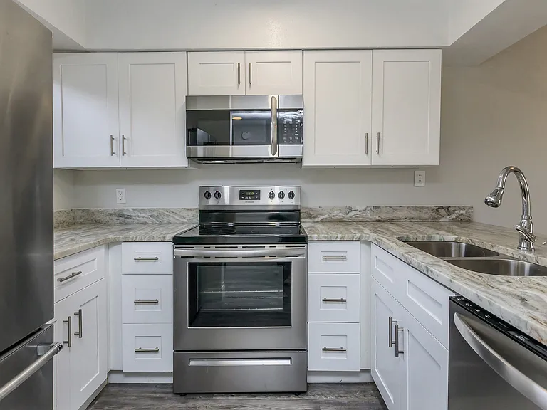 Winter Park Woods Apartments — Photo 24