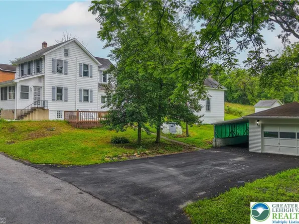 1911 Echo Rd N, Slatington, PA 18080