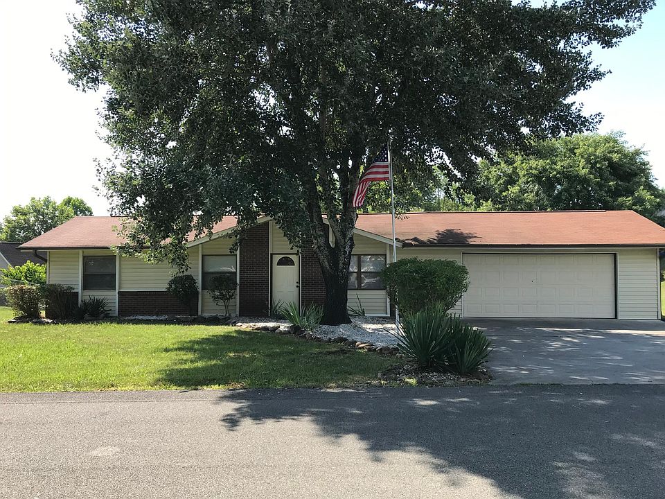 Beautifully landscaped.