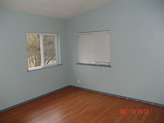 3rd image of 80 NE Davey Jones Pl