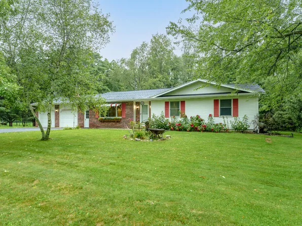 32720 Winther St, Paw Paw, MI 49079