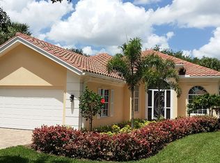 2745 Island Pond Ln, Naples, FL 34119