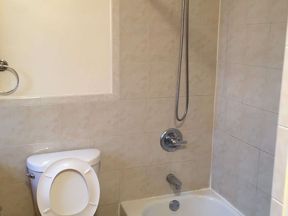 1st image of 2566 12th St APT 4D